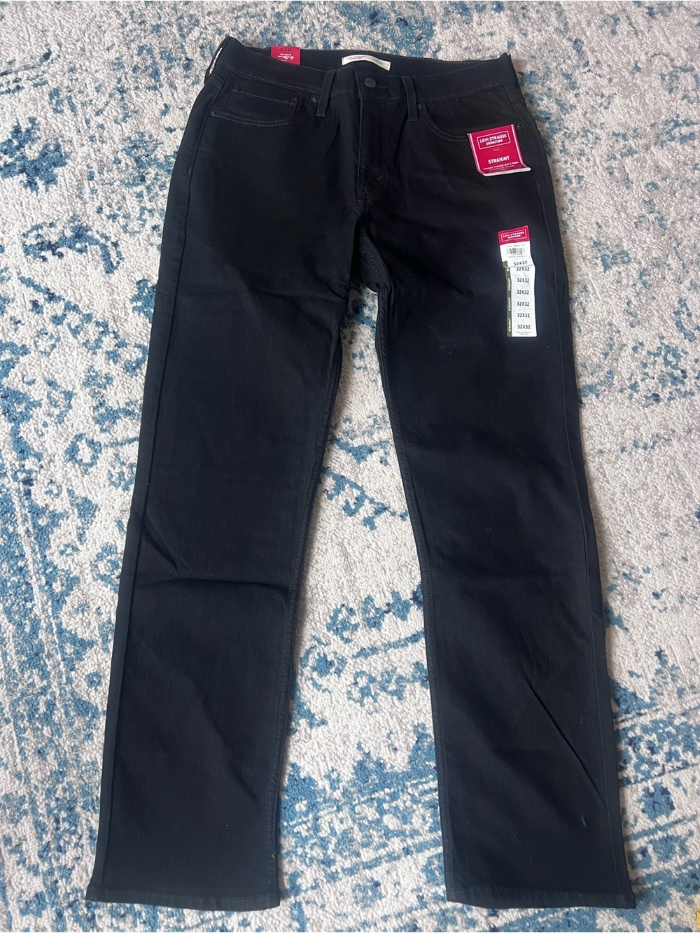Levi's Black Straight Leg Jeans with Signature Red Tags